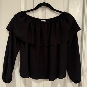 EUC Wilfred black off the shoulder long sleeve